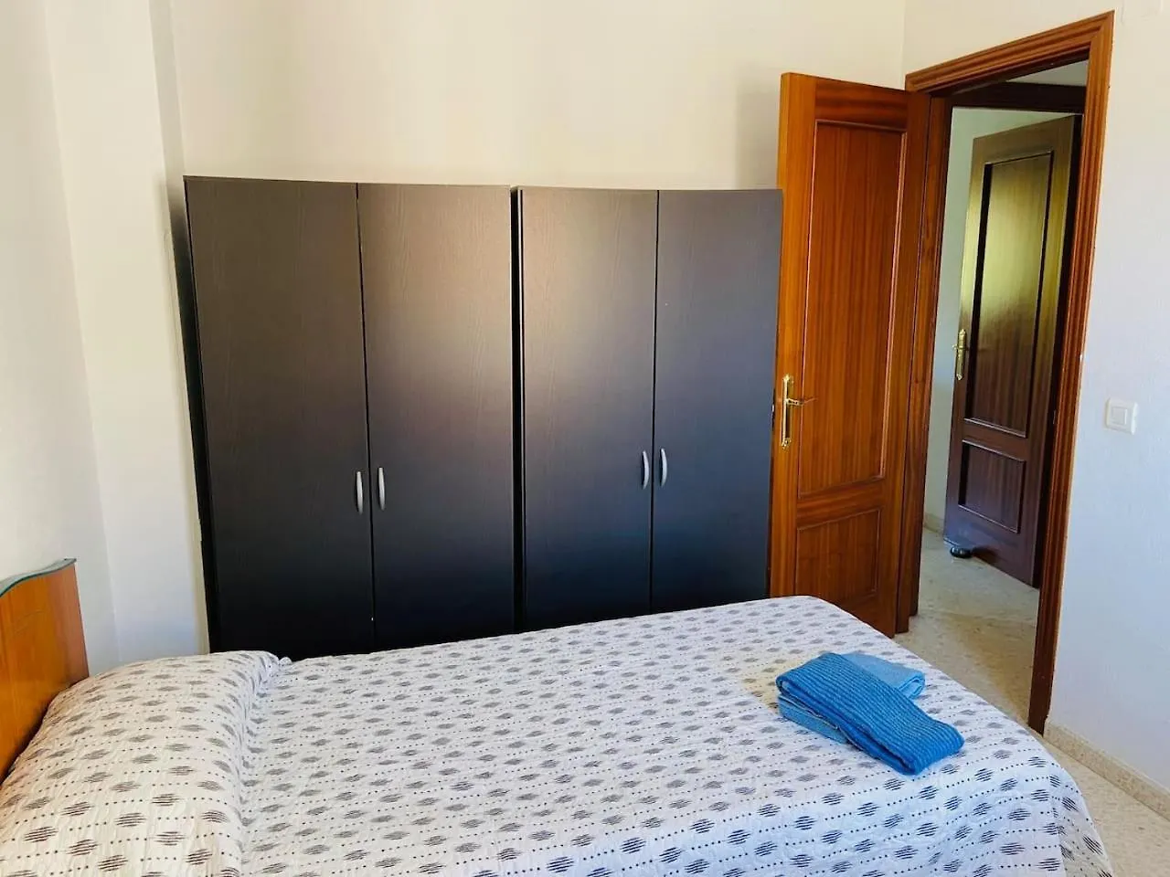 Vivienda De Vacaciones Con Piscina Y Wifi En Teatinos Apartment Malaga